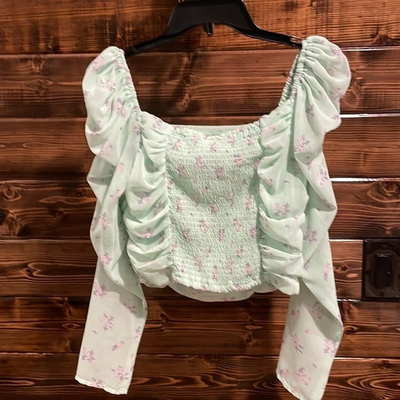 Cute Top - Picture 7 of 10